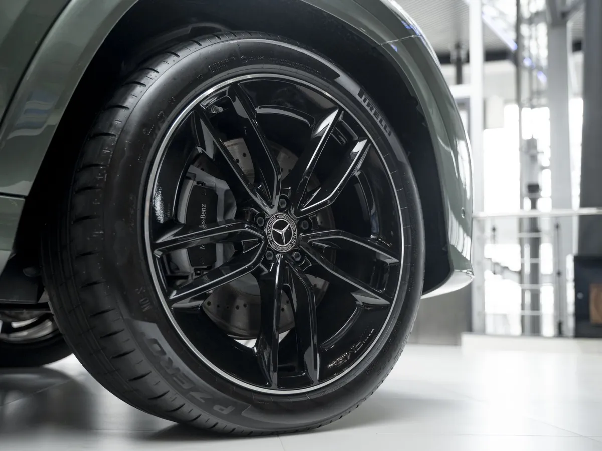 Mercedes-Benz GLE 450d 4MATIC 9G-TRONIC (367 л.с.) Зеленый в АВИЛОН. Слайд №12 Mercedes-Benz GLE 450d 4MATIC 9G-TRONIC (367 л.с.) Зеленый в АВИЛОН. Слайд №12