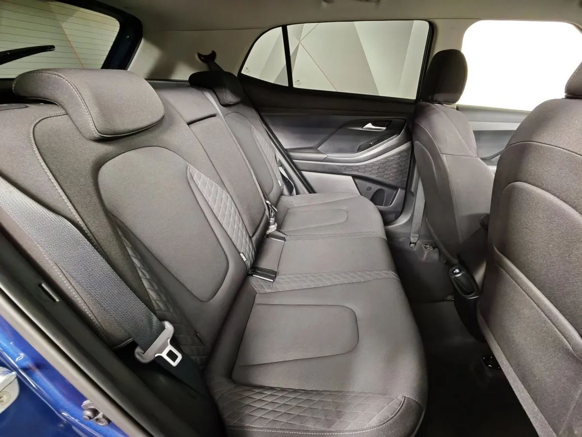 Hyundai Creta 1.6 AT 4WD (121 л.с.) Family Синий в АВИЛОН. Слайд №15
