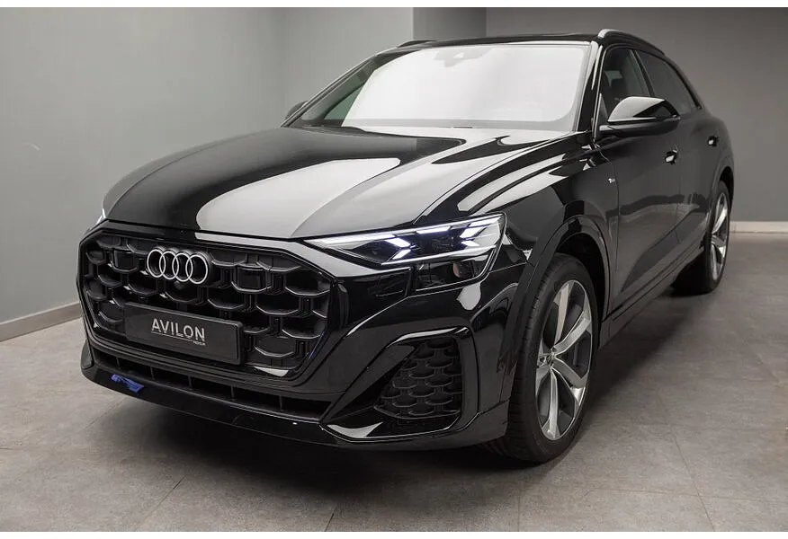 Audi Q8 3.0 TFSI tiptronic quattro (340 л.с.) Черный в АВИЛОН. Слайд №2