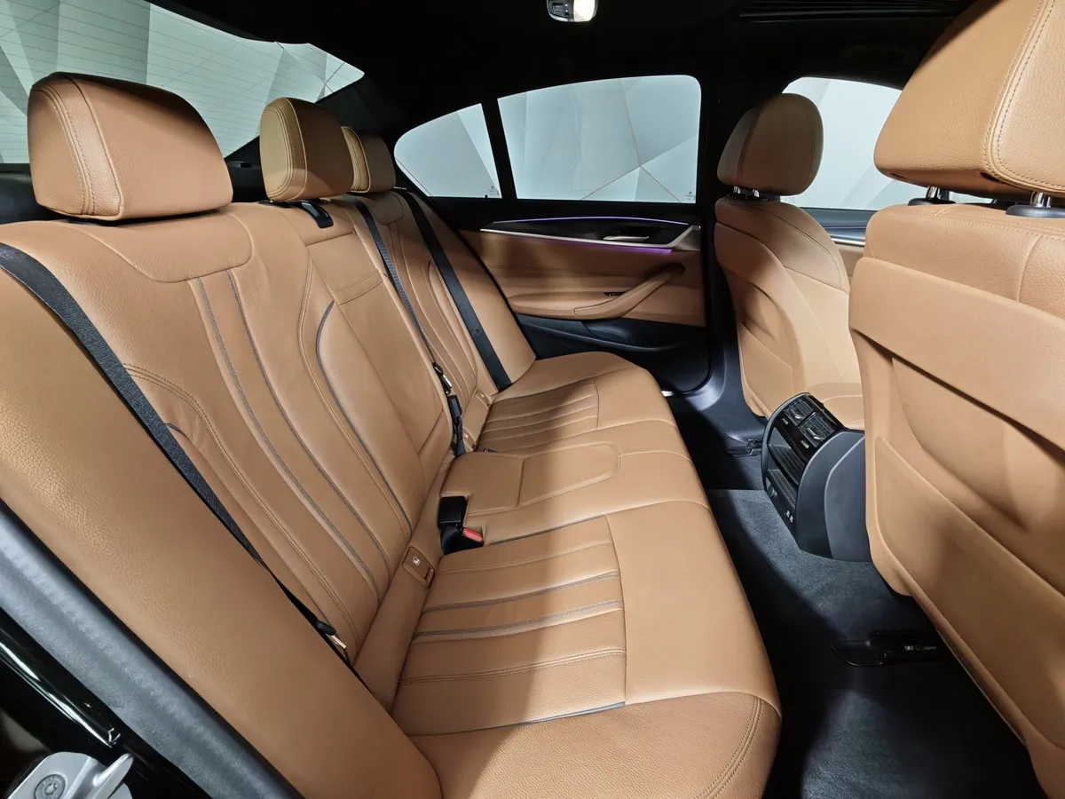 BMW 5 серия 520d xDrive Steptronic (190 л.с.) M Sport Pure в АВИЛОН. Слайд №14
