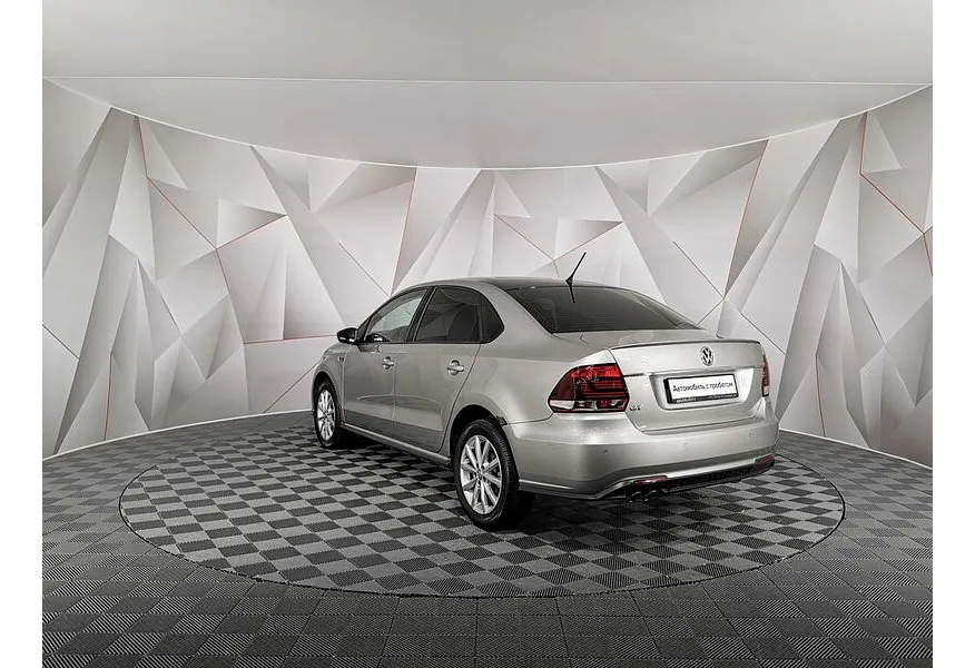 Volkswagen Polo 1.4 TSI MT (125 л.с.) GT Серебристый в АВИЛОН. Слайд №4