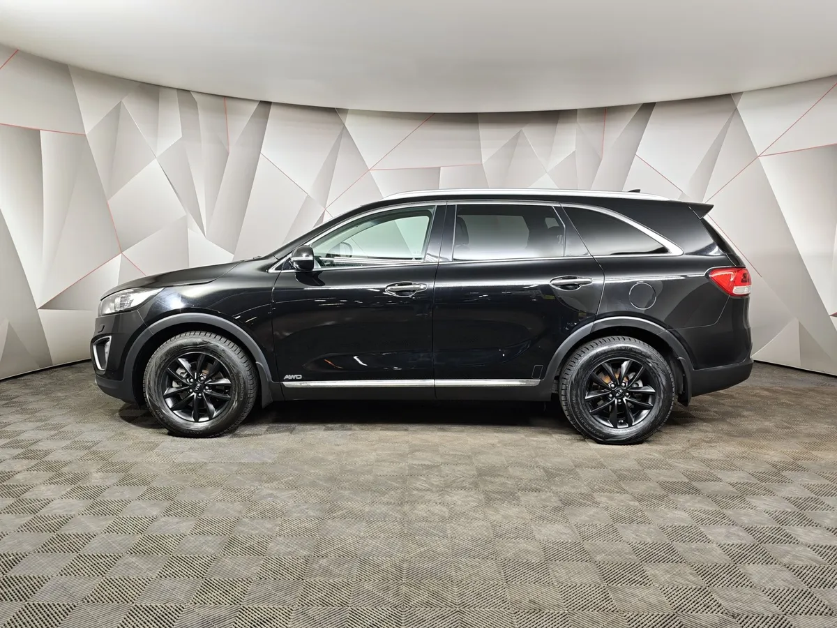Kia Sorento 3.5 AT AWD (249 л.с.) Premium Черный в АВИЛОН. Слайд №5