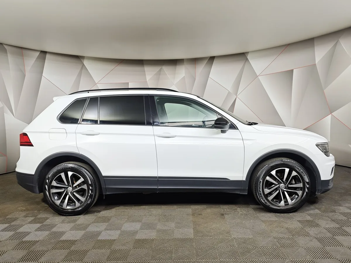 Volkswagen Tiguan 1.4 TSI BlueMotion DSG (150 л.с.) Highline Белый в АВИЛОН. Слайд №6