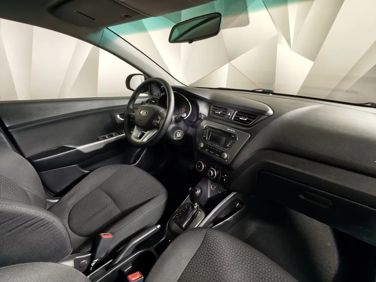 Kia Rio 1.6 AT (123 л.с.) Коричневый в АВИЛОН. Слайд №13