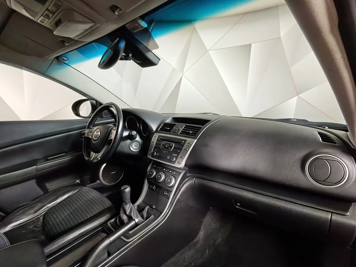 Mazda 6 2.5 MT (170 л.с.) Красный в АВИЛОН. Слайд №10