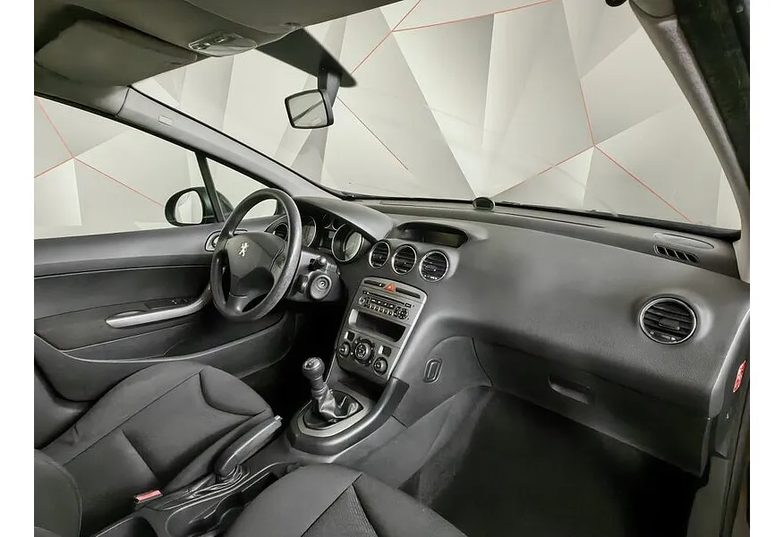 Peugeot 308 1.6 MT (120 л.с.) Черный в АВИЛОН. Слайд №12