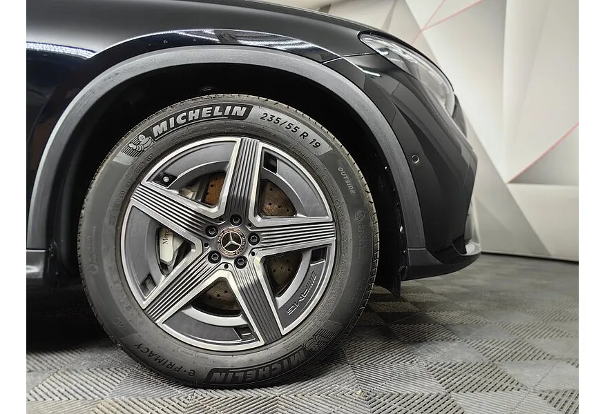 Mercedes-Benz GLC 200 4MATIC 9G-TRONIC (204 л.с.) Черный в АВИЛОН. Слайд №9