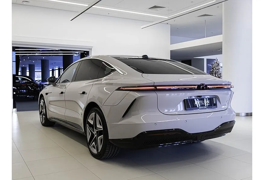 Rising Auto F7 AT AWD (544 л.с.) Performance Comfort - Deluxe Бежевый в АВИЛОН. Слайд №2