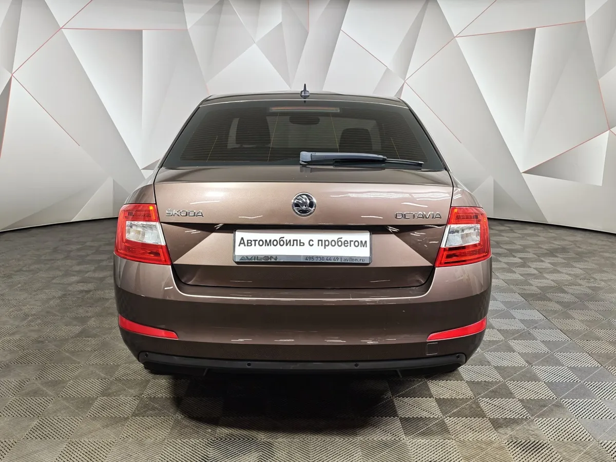 Skoda Octavia 1.6 MPI AT (110 л.с.) Коричневый в АВИЛОН. Слайд №8