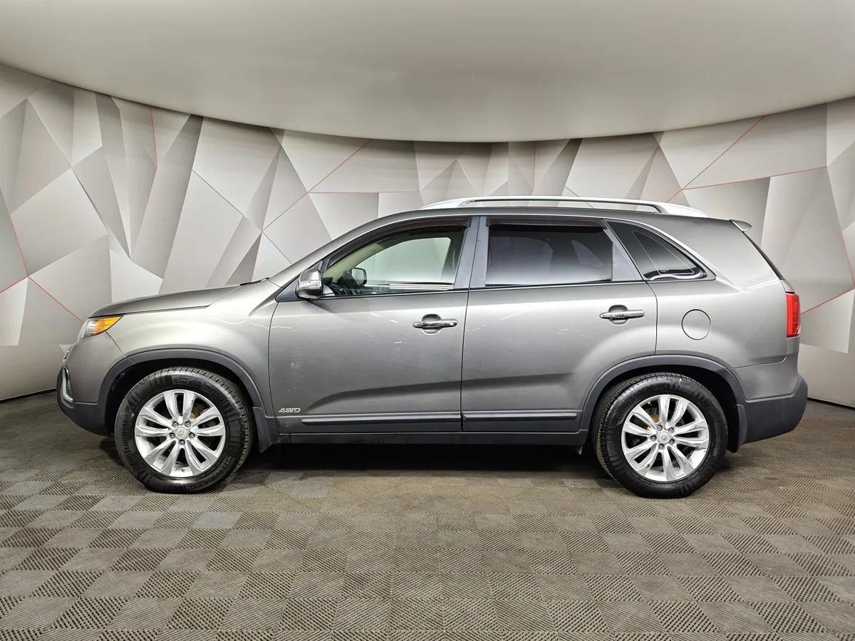 Kia Sorento 2.2 CRDi AT AWD (200 л.с.) Серый в АВИЛОН. Слайд №5