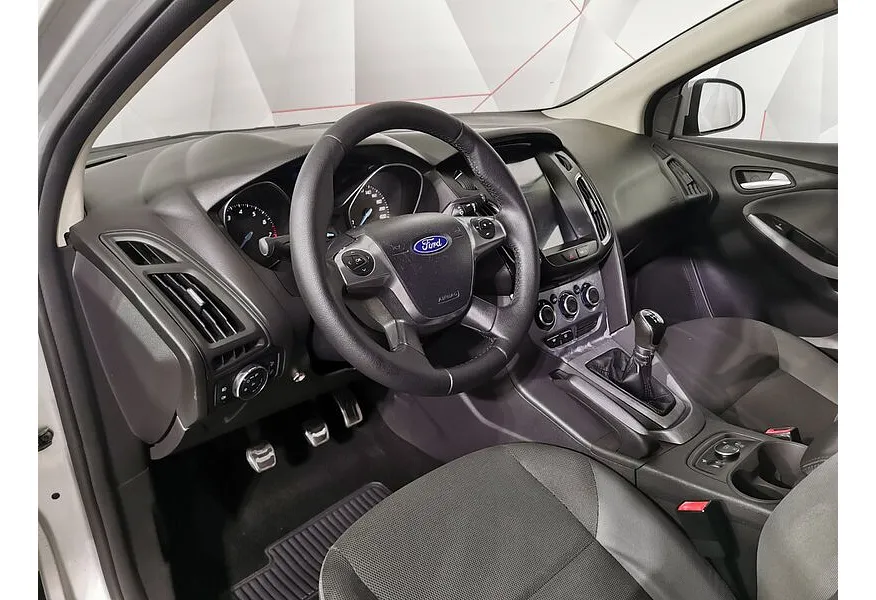 АВИЛОН - Ford Focus 1.6 MT (105 л.с.) Trend Серебристый - slide 13