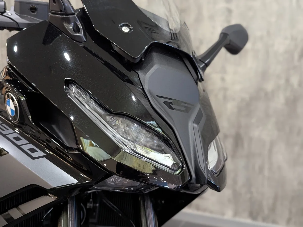 BMW Motorrad R 1300 RS 1300 см³ (145 л.с.) (145) 1300 Черный в АВИЛОН. Слайд №6