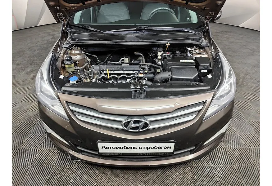 Hyundai Solaris 1.6 AT (123 л.с.) Super Series 1 Коричневый в АВИЛОН. Слайд №10