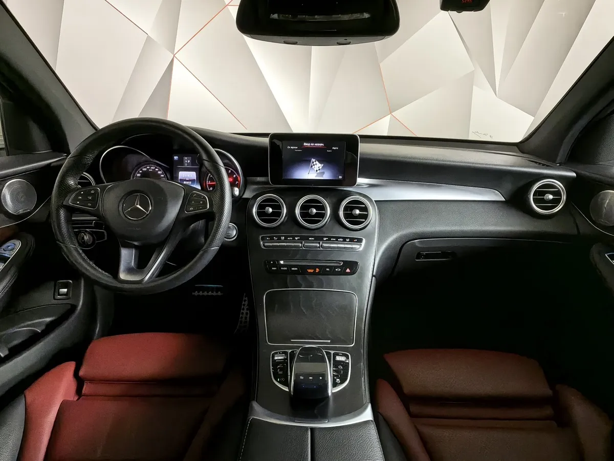 Mercedes-Benz GLC Купе 300 9G-TRONIC 4MATIC (245 л.с.) Sport Белый в АВИЛОН. Слайд №14