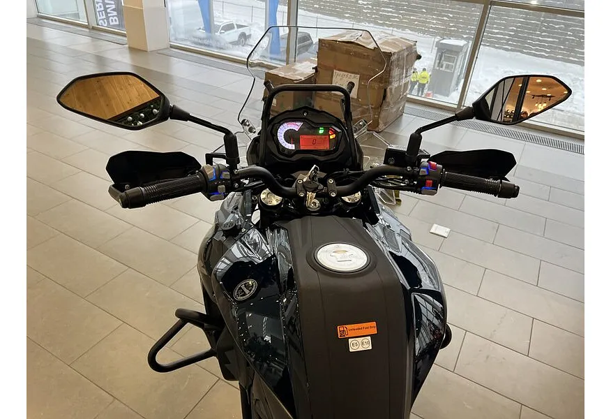 Benelli TRK 502 500 см³ (48 л.с.) 500 Зеленый в АВИЛОН. Слайд №9