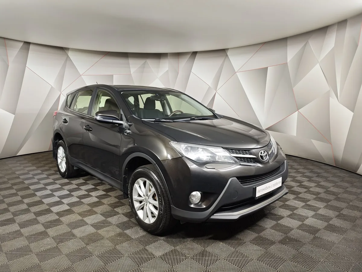 Toyota RAV4 2.0 CVT (146 л.с.) Коричневый в АВИЛОН. Слайд №3