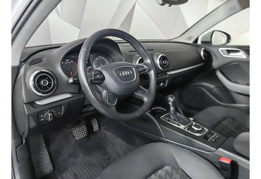 Audi A3 1.4 TFSI AT (150 л.с.) Белый в АВИЛОН. Слайд №19