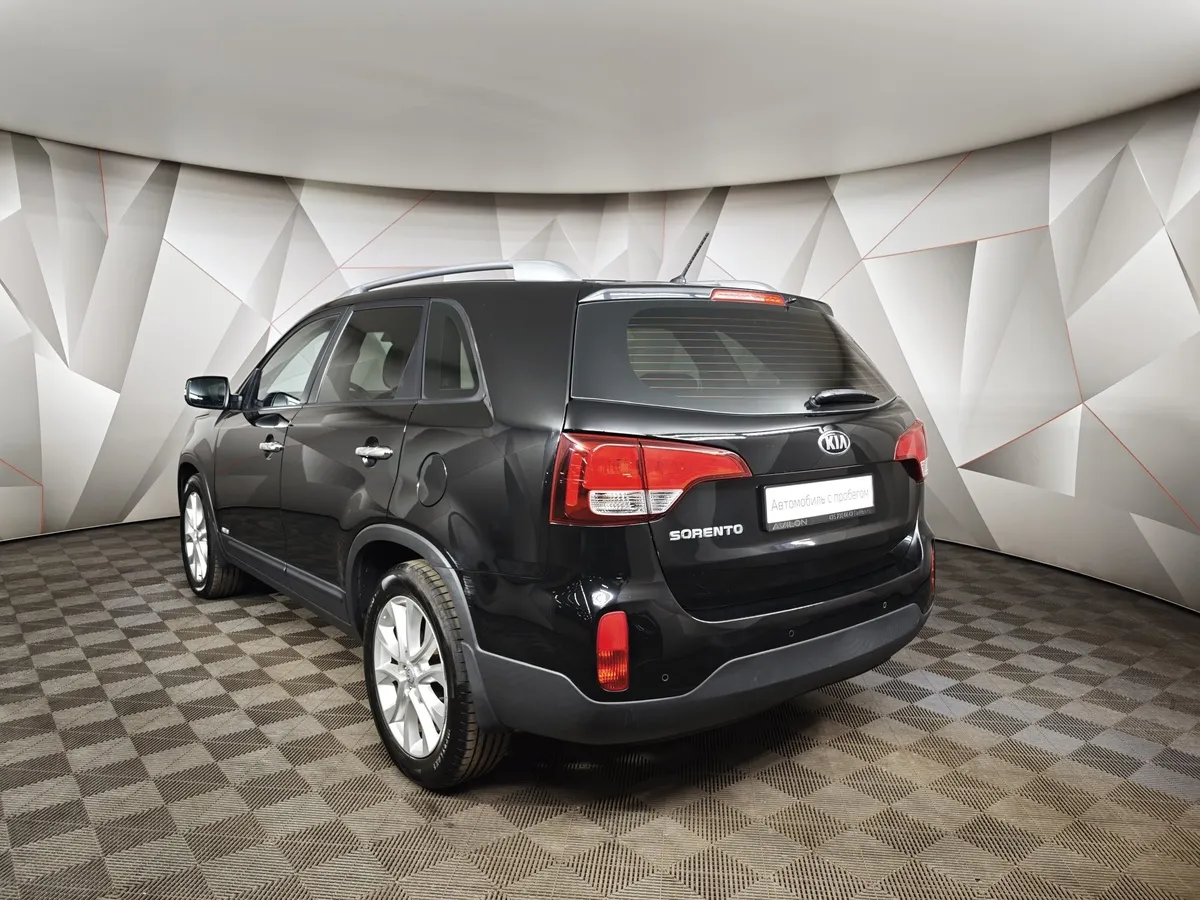 Kia Sorento 2.4 AT 4WD (175 л.с.) Luxe Черный в АВИЛОН. Слайд №4