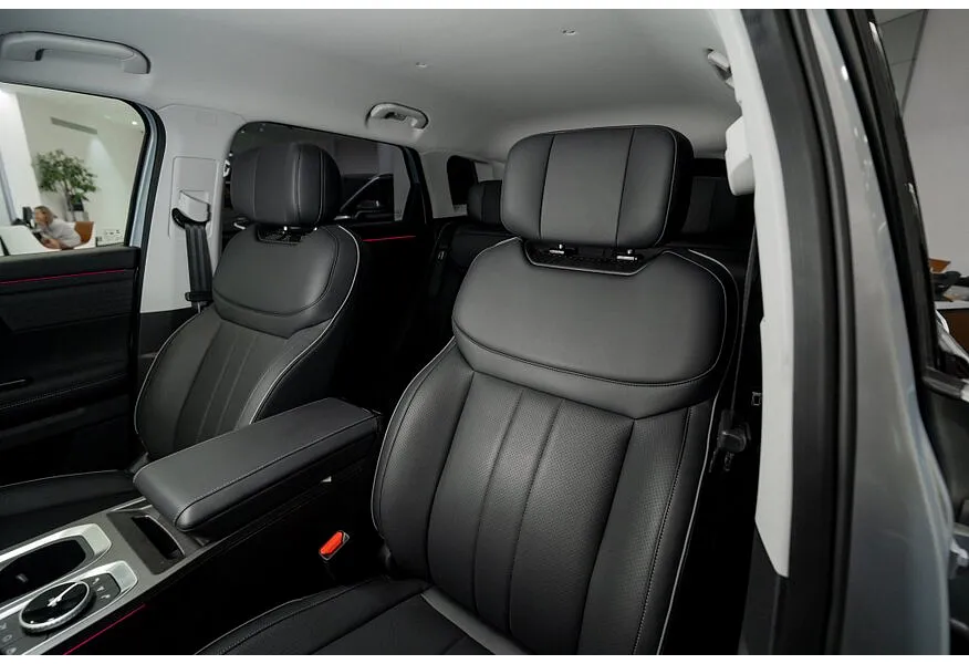 Jaecoo J7 1.6T 7DCT 4WD (150 л.с.) Active LP Серебристый в АВИЛОН. Слайд №11