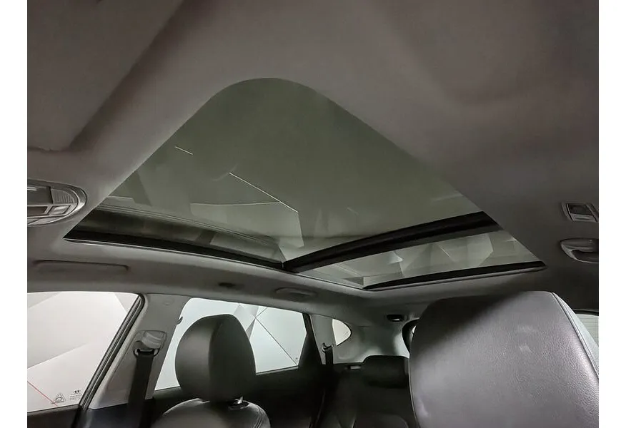 Hyundai Tucson 2.0 CRDi AT 4WD (185 л.с.) High-Tech Коричневый в АВИЛОН. Слайд №22