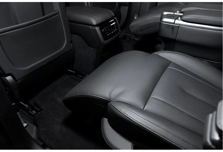 ROX 01 1.5 AT 4WD (475 л.с.) 6 мест Business Lounge Черный в АВИЛОН. Слайд №10