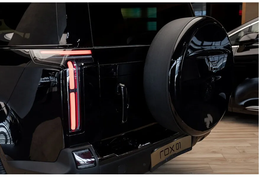 LIVE. Слайд №8