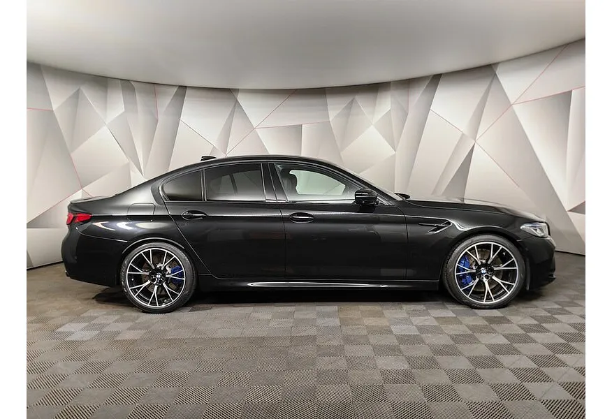 BMW M5 4.4 Steptronic xDrive Competition (625 л.с.) M Special Черный в АВИЛОН. Слайд №3