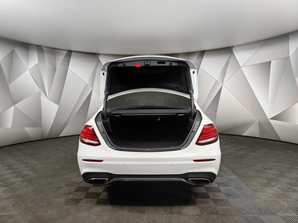 Mercedes-Benz E-Класс E 200 4MATIC 9G-TRONIC (197 л.с.) Sport (Локальная сборка) Белый в АВИЛОН. Слайд №12