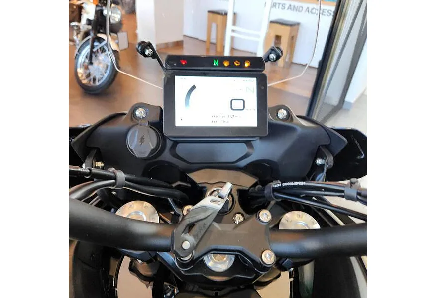 АВИЛОН - Benelli TRK 702 X 698 см³ (70 л.с.) (70) 698 Серый - slide 8