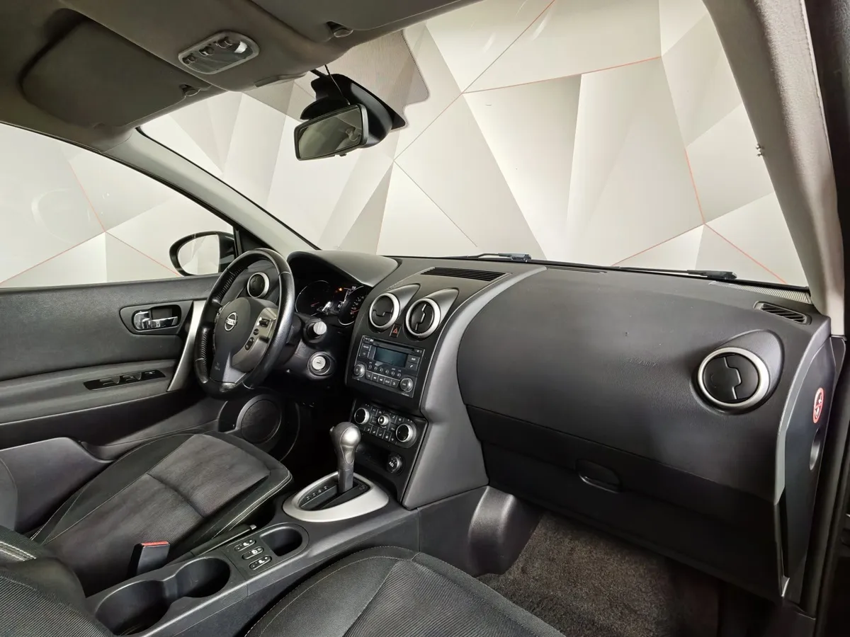 Nissan Qashqai 1.6 CVT FWD (117 л.с.) Черный в АВИЛОН. Слайд №11