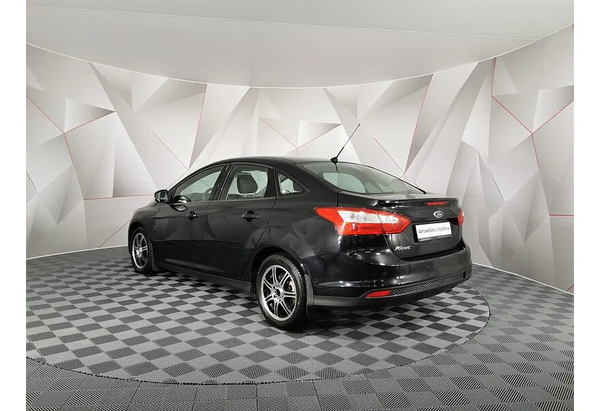 Ford Focus 1.6 Ti-VCT PowerShift (125 л.с.) SYNC Edition Черный в АВИЛОН. Слайд №6