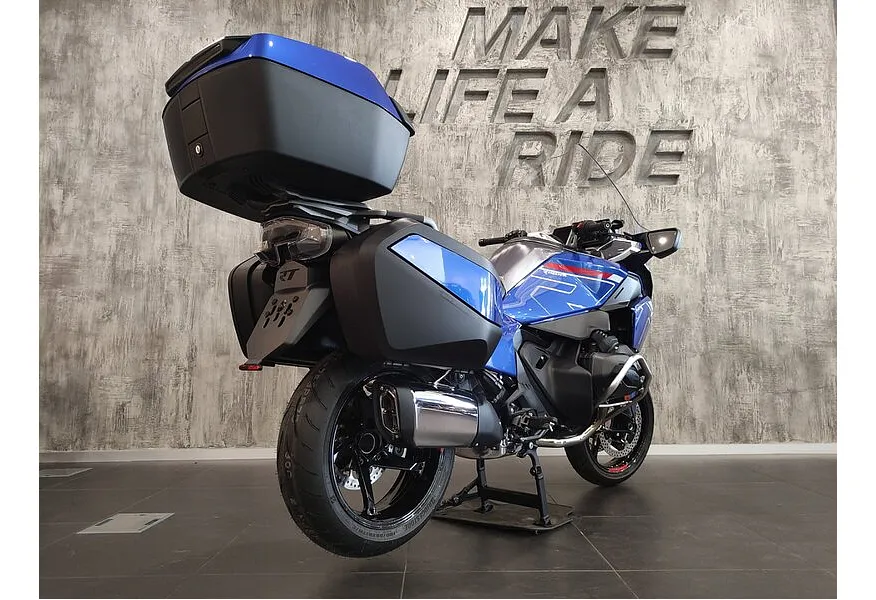 BMW Motorrad R 1300 RT 1300 см³ (145 л.с.) (145) 1300 Синий в АВИЛОН. Слайд №6