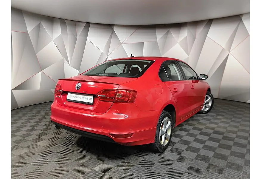 Volkswagen Jetta 1.6 AT (105 л.с.) Comfortline Красный в АВИЛОН. Слайд №2