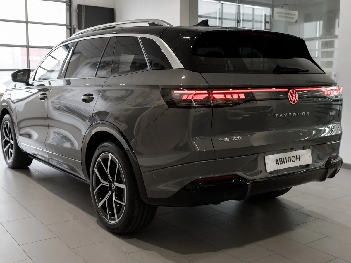 Volkswagen Tavendor 2.0 DSG 4WD (272 л.с.) Р-Лайн Тоуринг Серый в АВИЛОН. Слайд №5