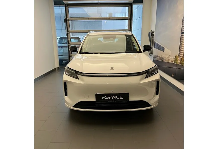 EVOLUTE i-SPACE 1.5 CVT (218 л.с.) (5 мест) Белый в АВИЛОН. Слайд №3