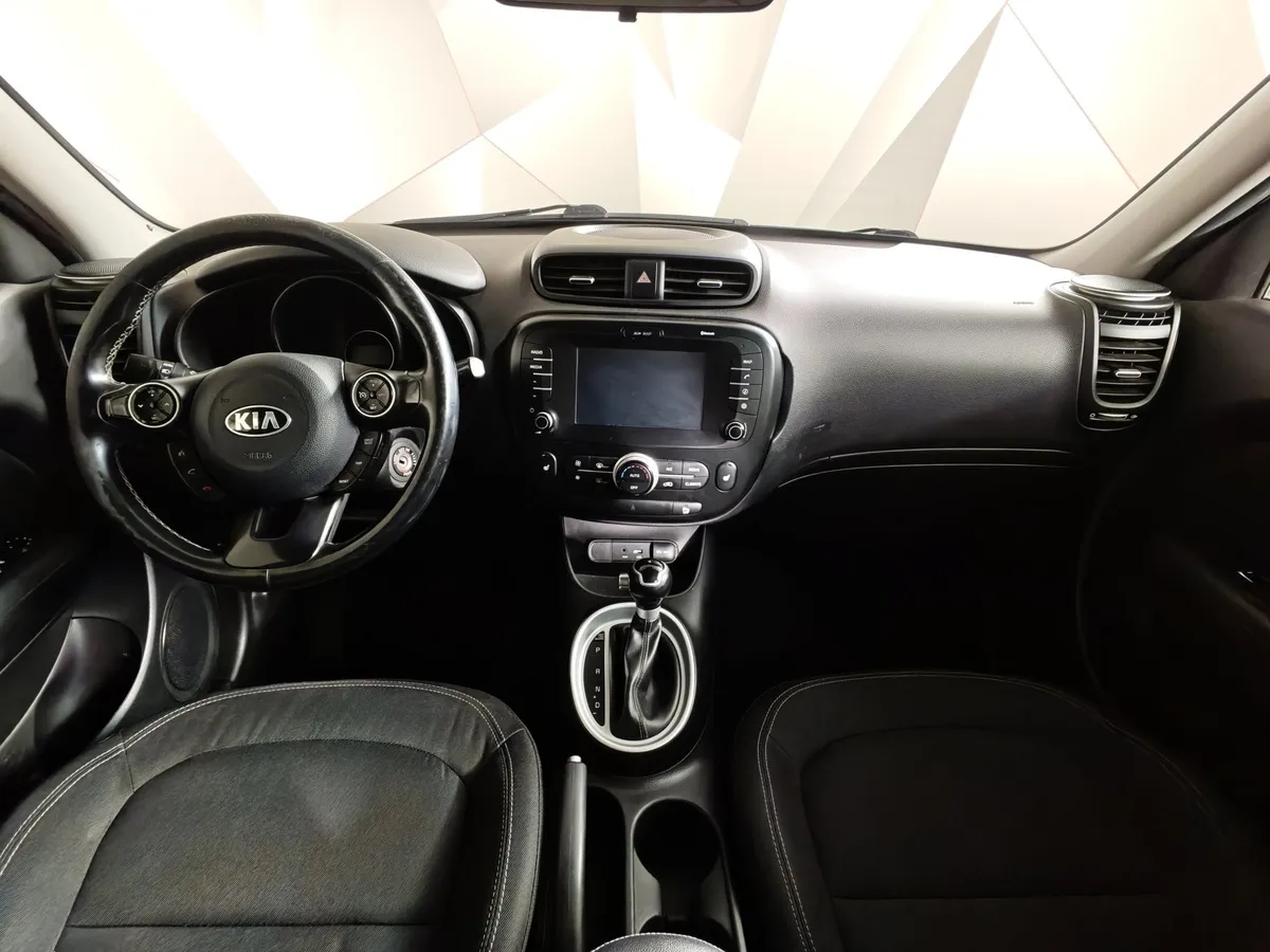 Kia Soul 1.6 CRDi AT (128 л.с.) Черный в АВИЛОН. Слайд №14