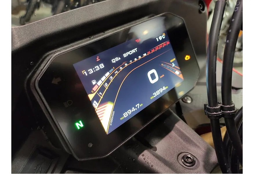 VOGE RR660S 662 см³ (99 л.с.) (99) 660 Красный в АВИЛОН. Слайд №7