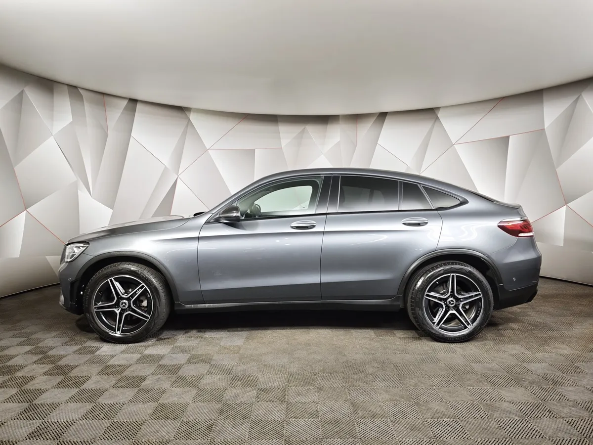 Mercedes-Benz GLC Купе 300 9G-TRONIC 4MATIC (245 л.с.) Sport Серый в АВИЛОН. Слайд №5