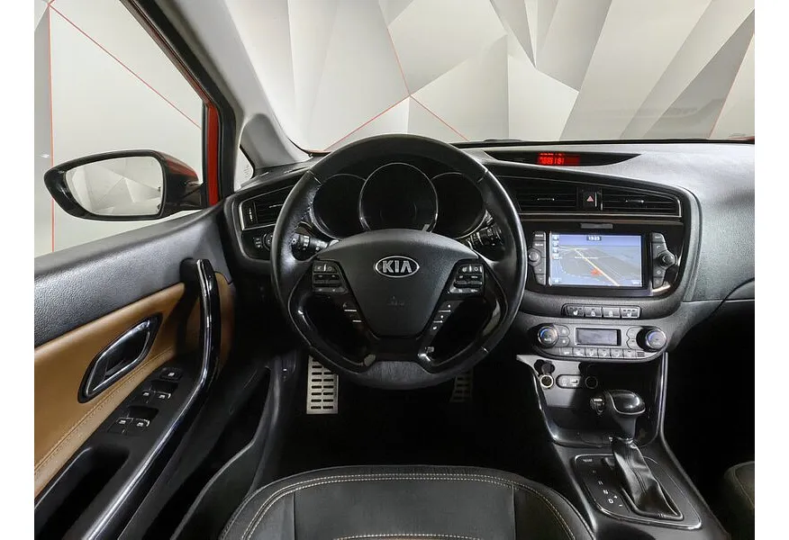АВИЛОН - Kia Ceed 1.6 AT (130 л.с.) Comfort Красный - slide 8