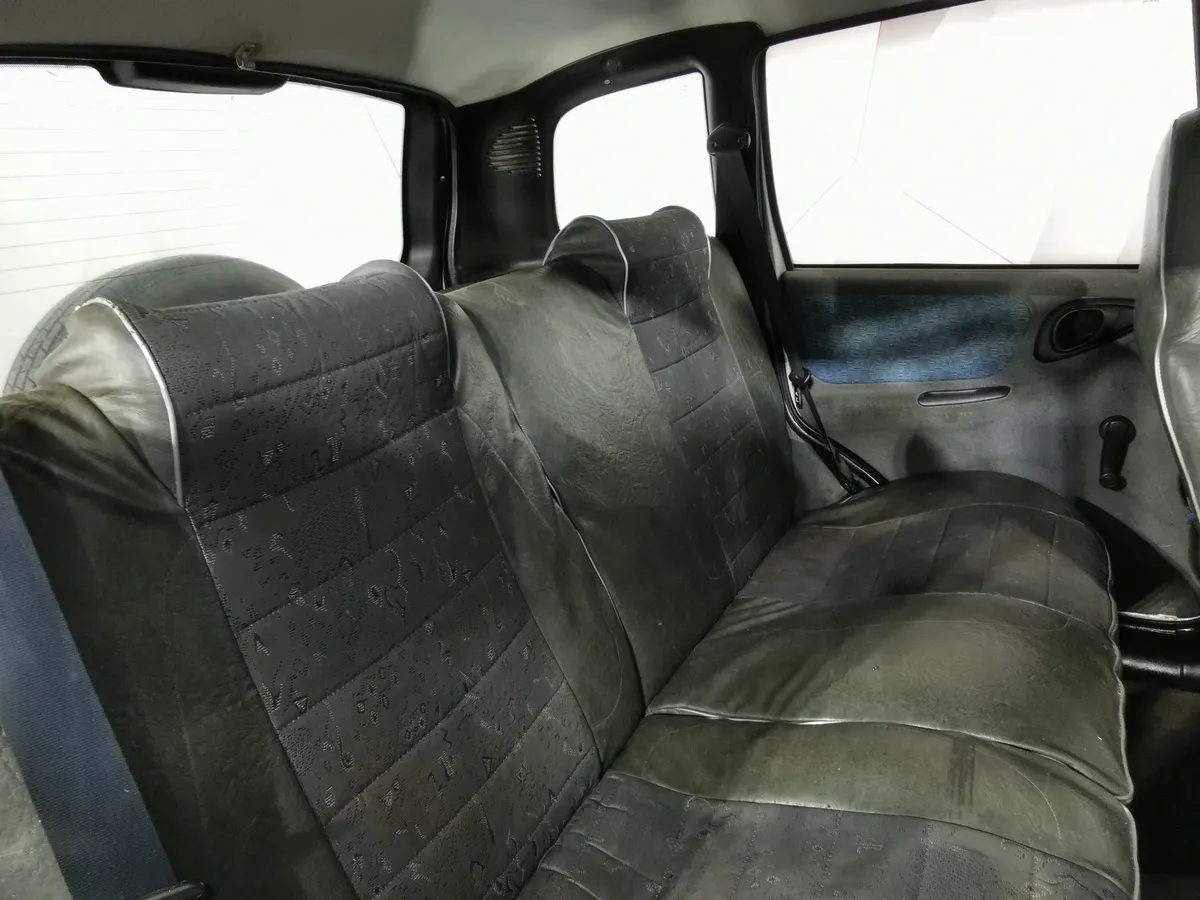 Chevrolet Niva 1.7 MT (80 л.с.) Серебристый в АВИЛОН. Слайд №15