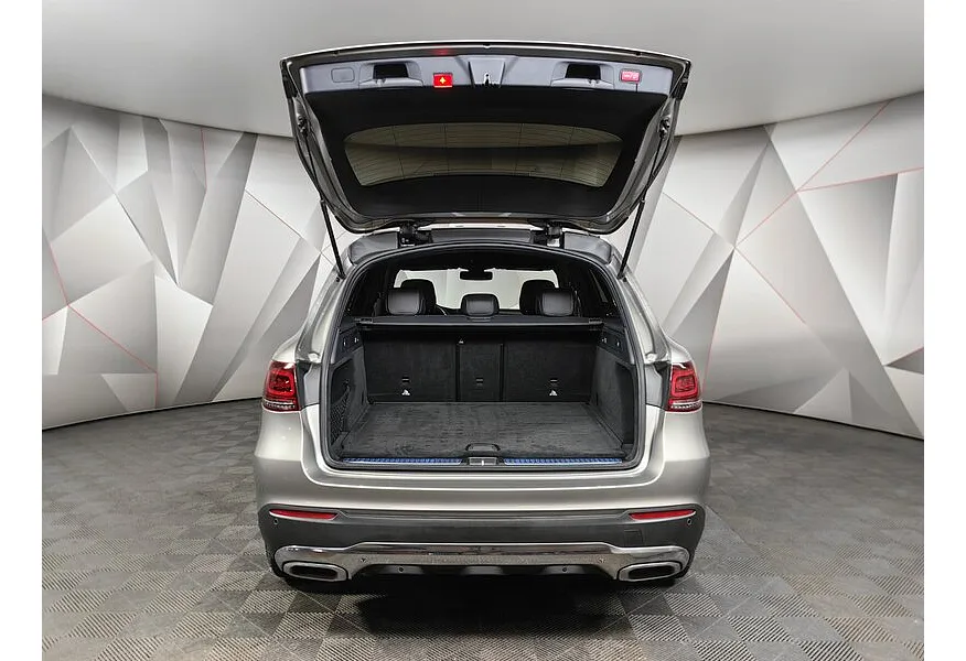 Mercedes-Benz GLC 200 9G-TRONIC 4MATIC (197 л.с.) Premium Серый в АВИЛОН. Слайд №12