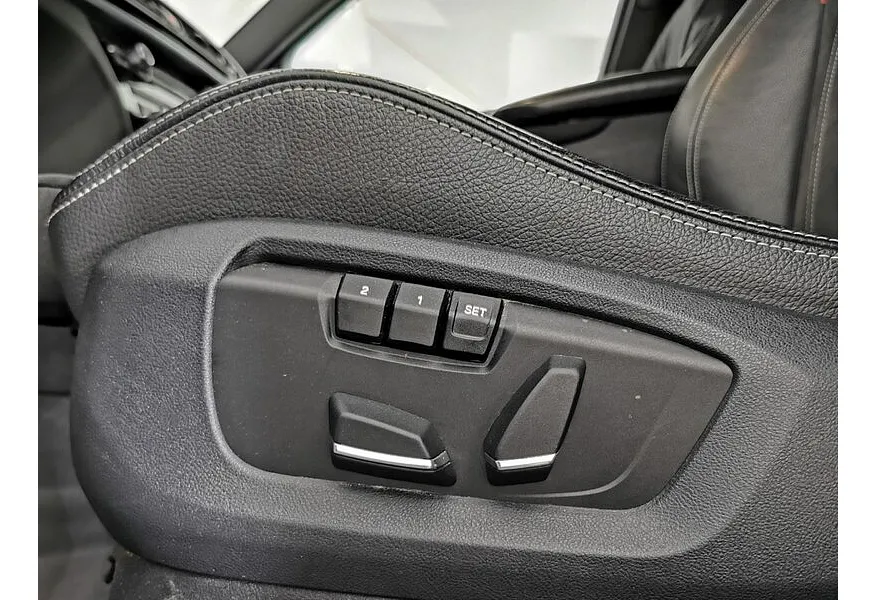 BMW X6 xDrive30d Steptroniс (249 л.с.) Белый в АВИЛОН. Слайд №18