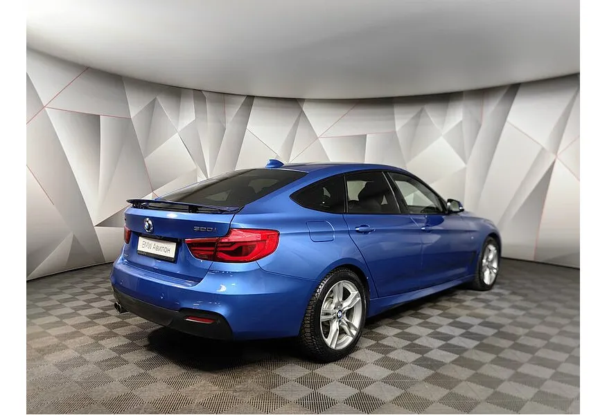BMW 3 серия 320i xDrive AT (184 л.с.) M Sport Синий в АВИЛОН. Слайд №2