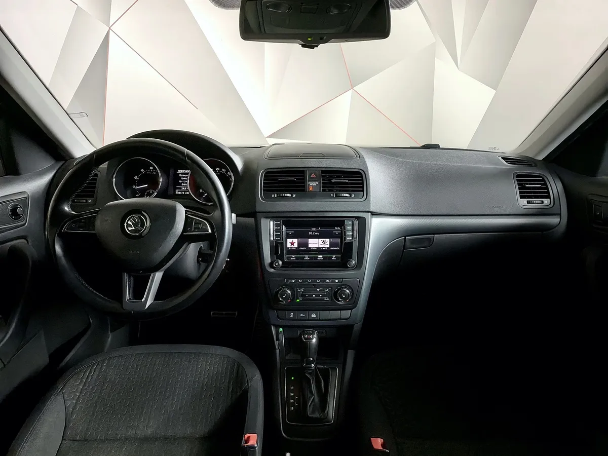 Skoda Yeti 1.8 TSI 4x4 DSG (152 л.с.) Серый в АВИЛОН. Слайд №13
