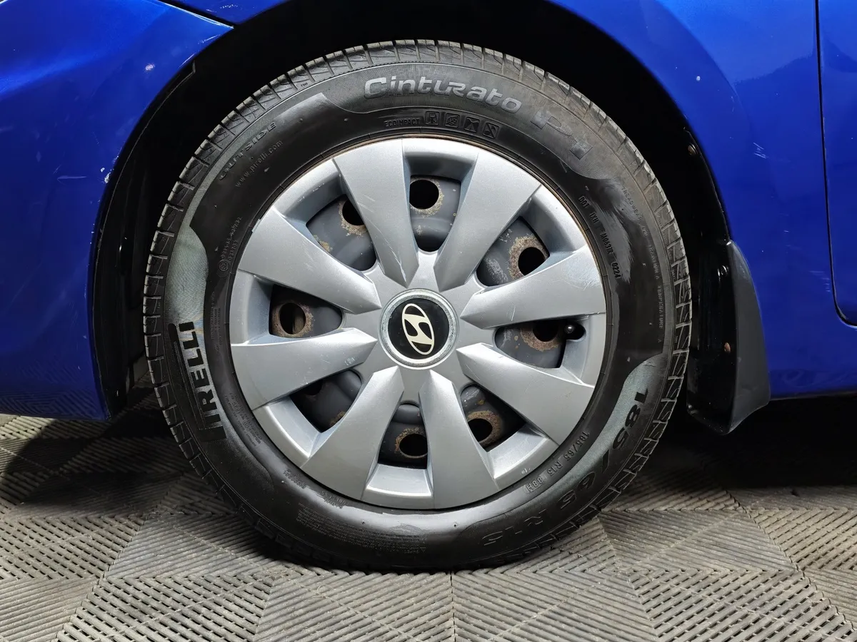 Hyundai Solaris 1.6 AT (123 л.с.) Comfort Синий в АВИЛОН. Слайд №7
