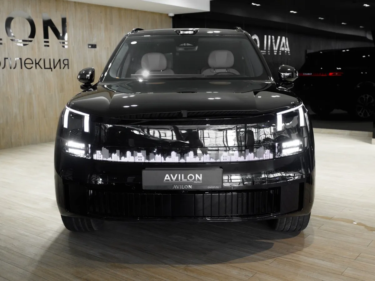 Lynk & Co 900 2.0 AT 4WD (884 л.с.) Ultra Черный в АВИЛОН. Слайд №2