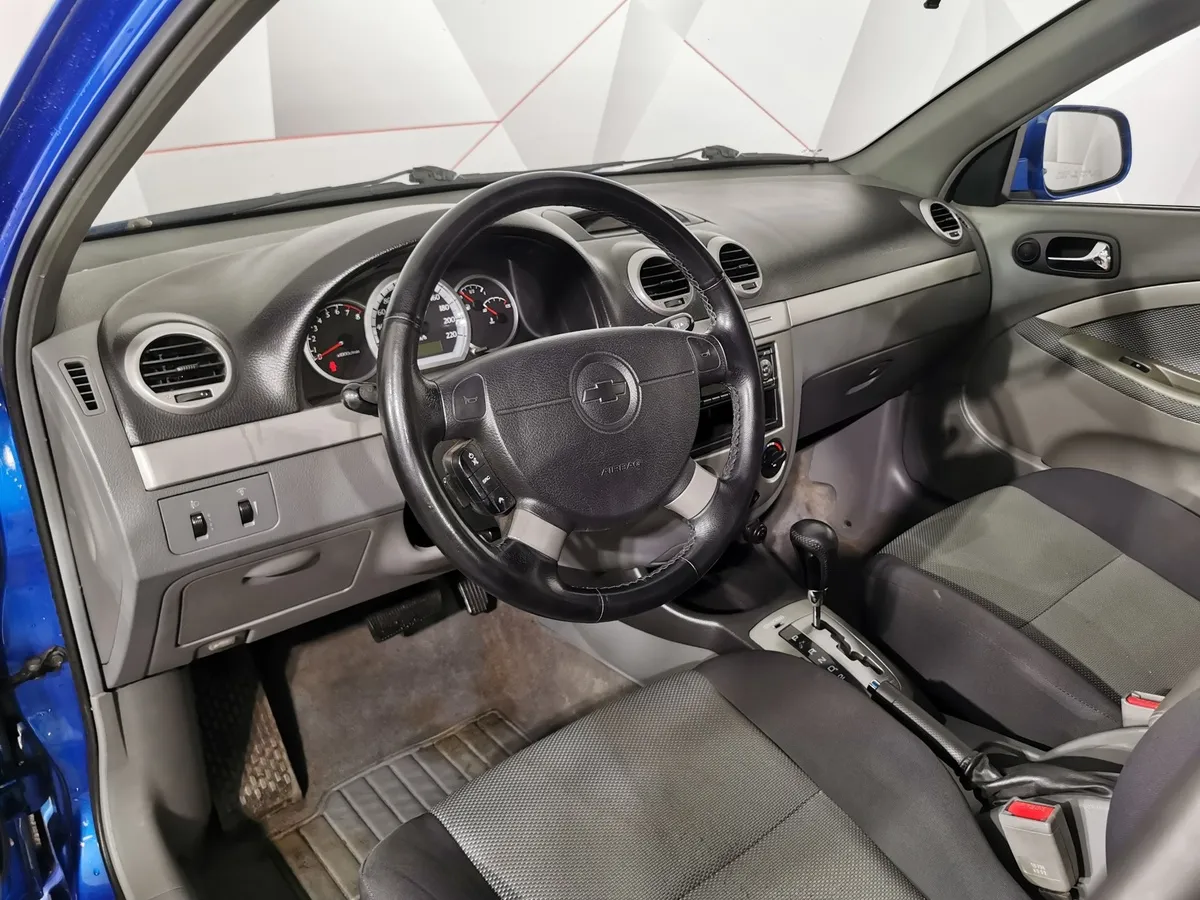 Chevrolet Lacetti 1.6 MT (109 л.с.) Platinum Синий в АВИЛОН. Слайд №17