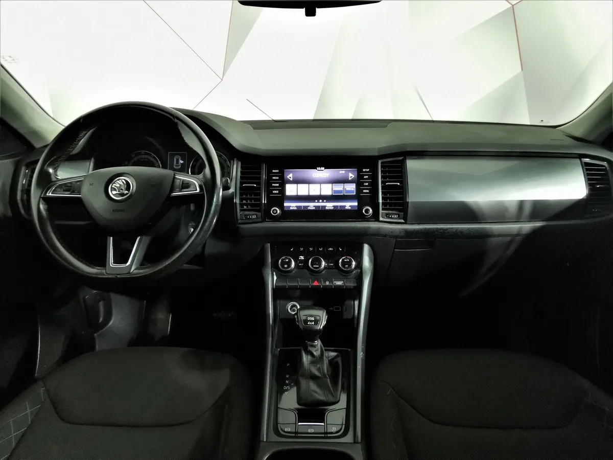 Skoda Kodiaq 1.4 TSI DSG 4X4 (150 л.с.) Серый в АВИЛОН. Слайд №12