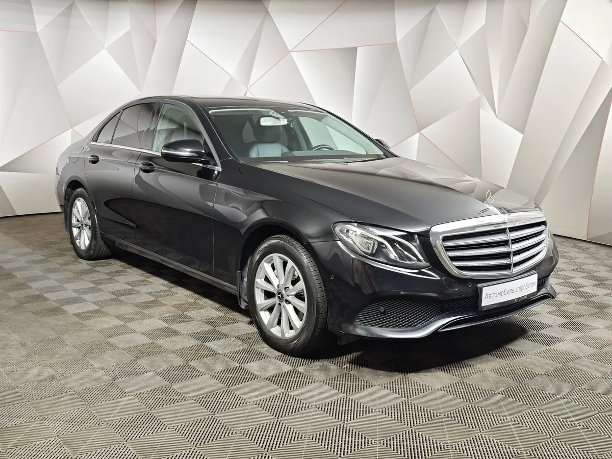 Mercedes-Benz E-Класс E 200 9G-TRONIC (197 л.с.) Черный в АВИЛОН. Слайд №3