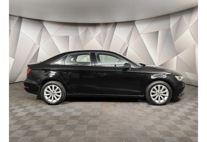Audi A3 1.4 TFSI S tronic (125 л.с.) Ambition Черный в АВИЛОН. Слайд №6